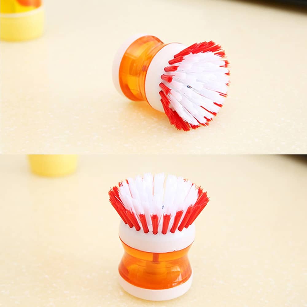 Mini Brosse de Nettoyage vue sous deux angles, poils rouge et blanc et manche orange translucide