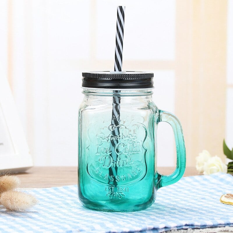 Mason jar avec paille, détail du design