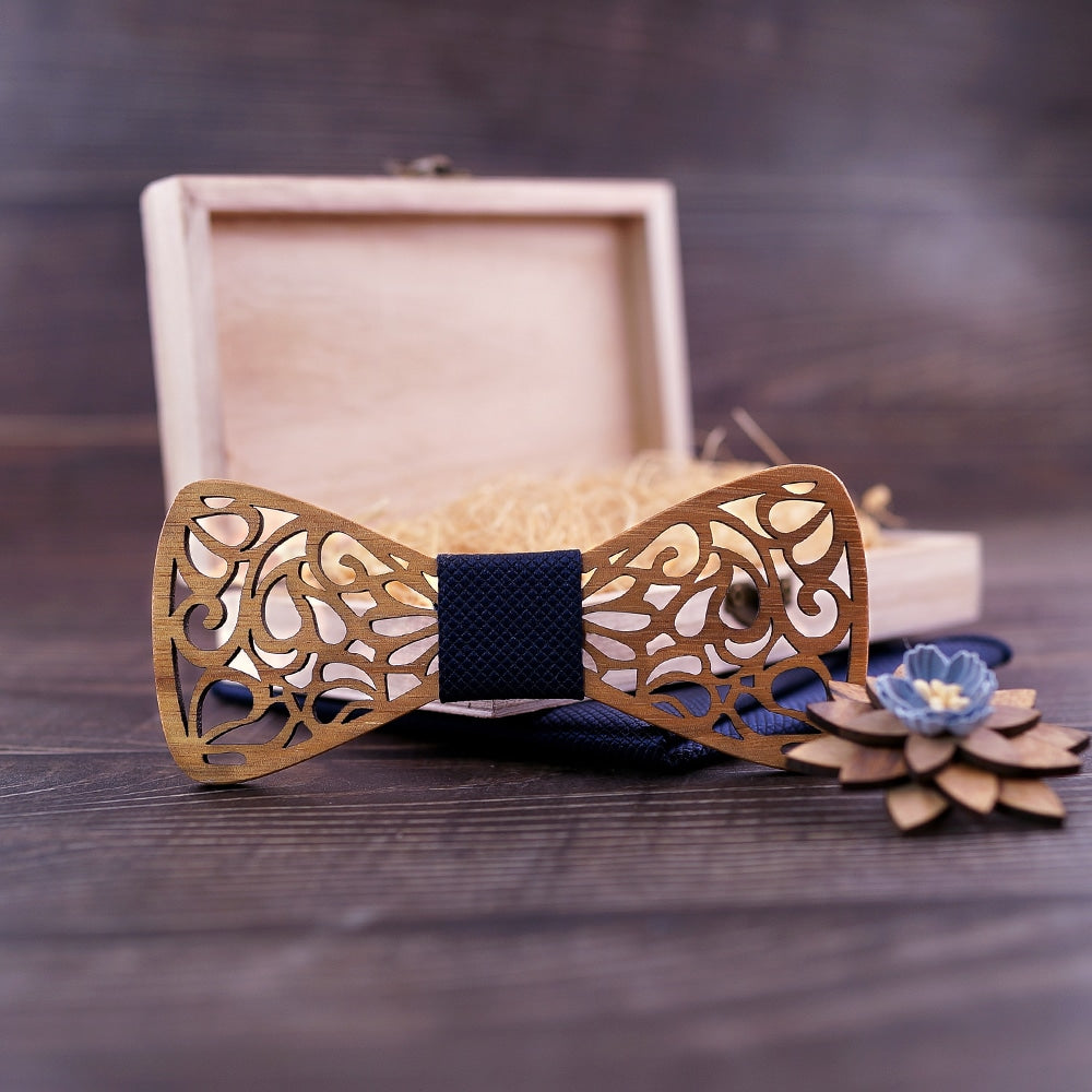 Nœud papillon en bois classique, vue de face