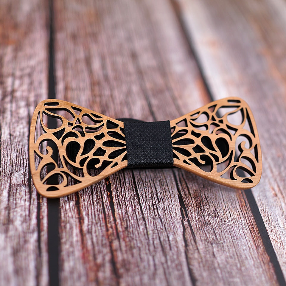 Nœud papillon noir en bois, vue de face