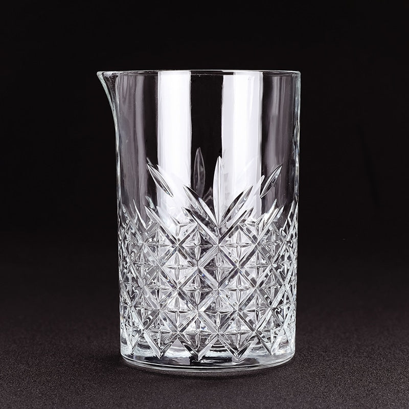 Verre à mélange classique, vue de profil